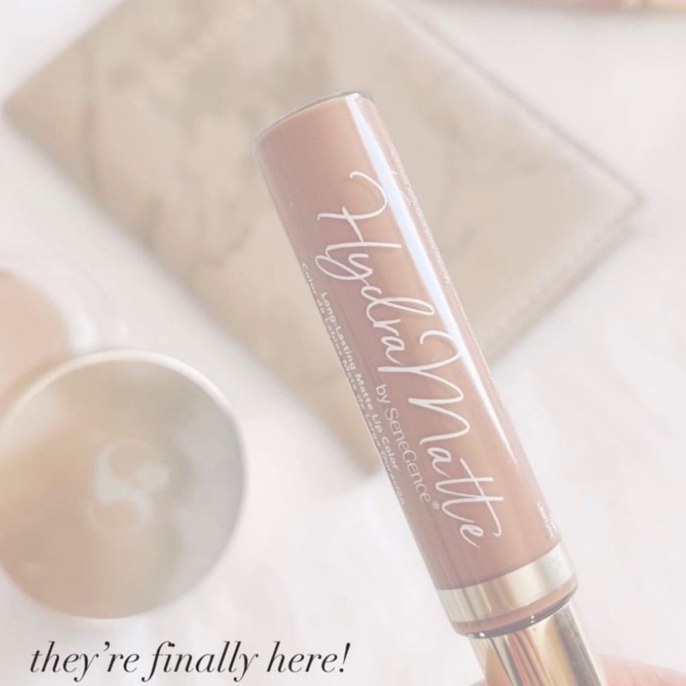 BLU-RED HYDRAMATTE LIPSENSE® New product 2023 - Picture 11 of 12